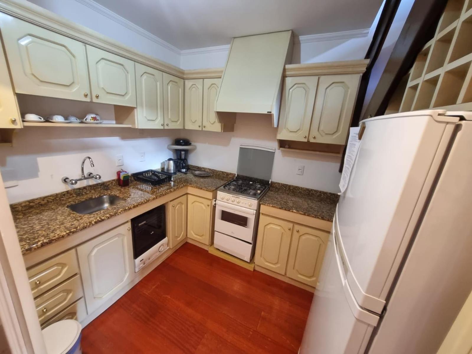 Aconchego E Praticidade Esperam Por Voce Em Gramado! Apartamento